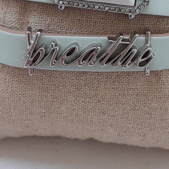 NWT Keep Collective Stella & Dot Silver 'Breathe' Charm and silver mesh bracelet - Picture 3 of 4